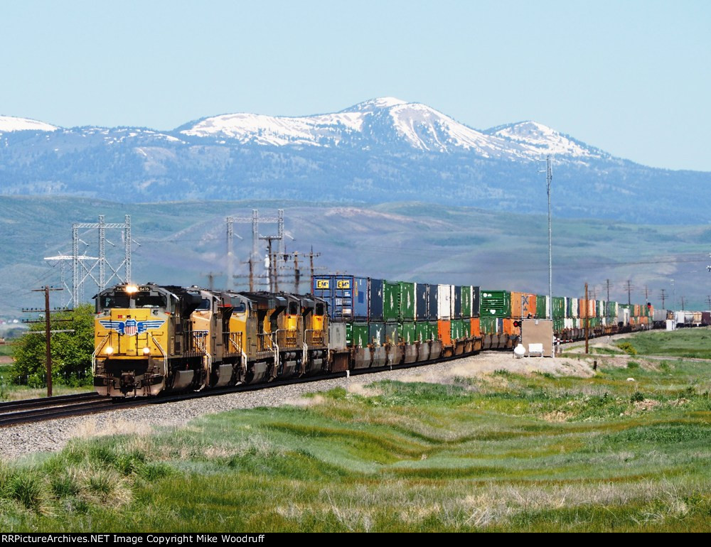 UP 8476